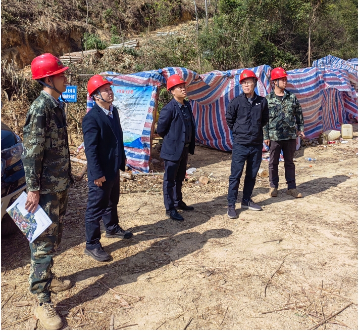 ���Ķ���÷�����廪�ػ�����춴�工�����ָ������