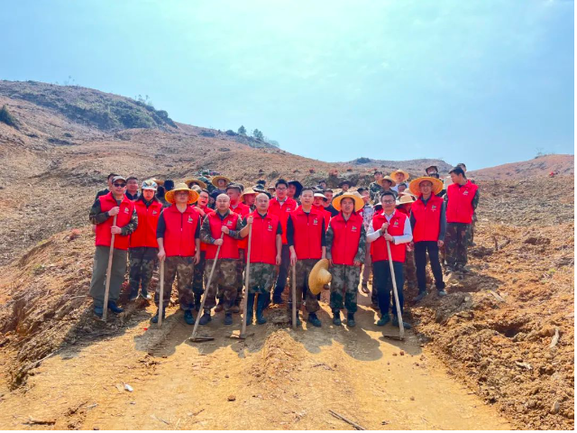 ��ţ��̳-(�Ĳ���ˮ)��ҵ���ſ�չ2024�괺��ֲ�������˶�